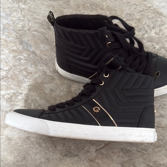 Black High-Top Sneakers with Gold Accents - Picture 4 of 4